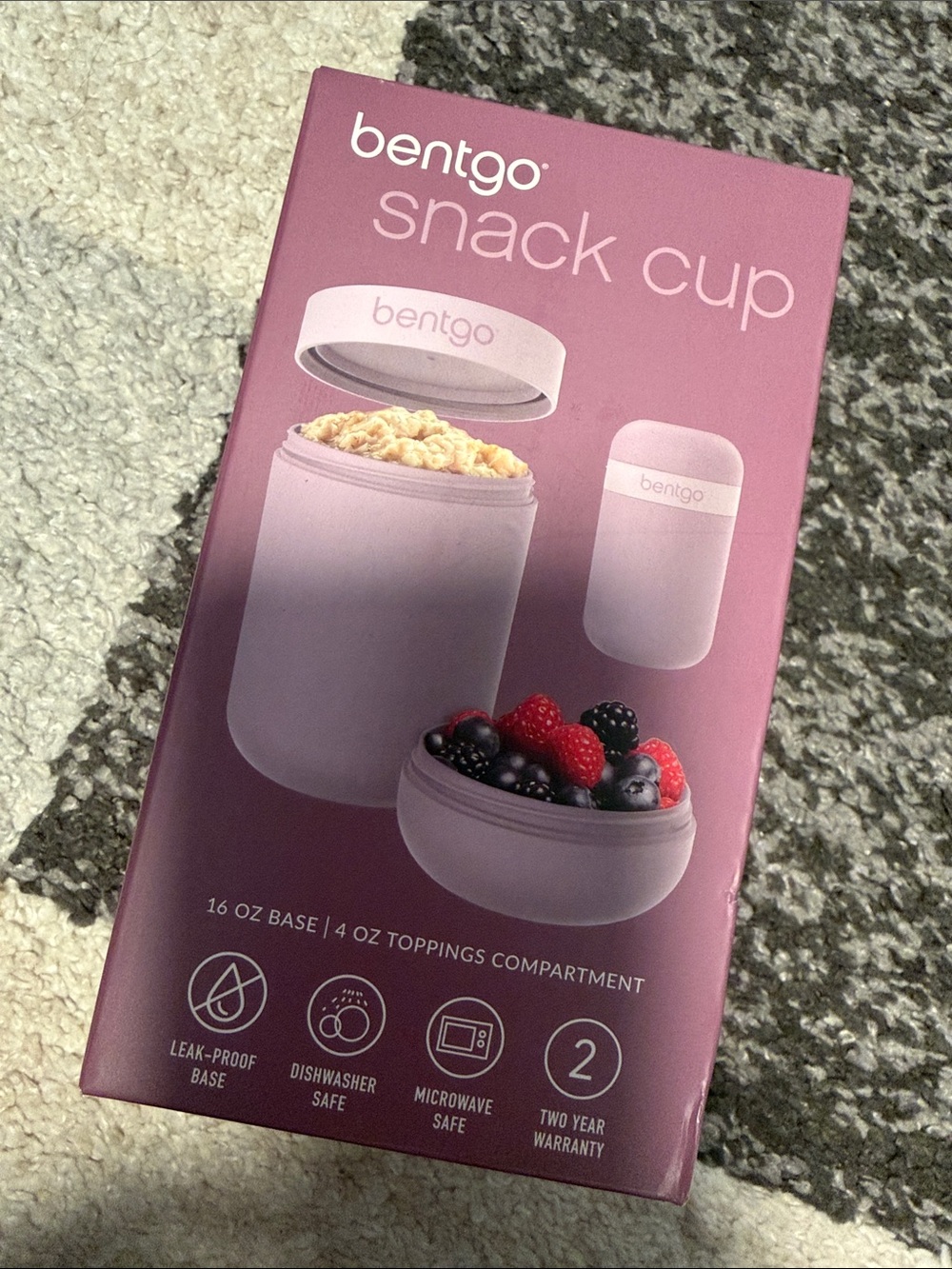 Bento snack cup, 16 oz container with topping compartment, purple NIB!
